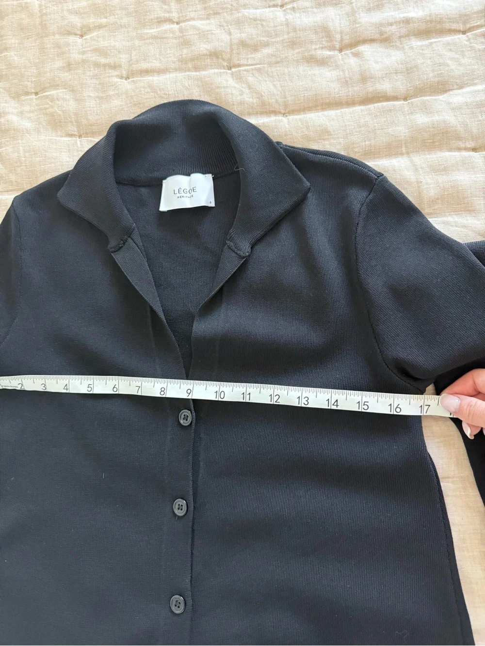 LEGOE Heritage LS button down collar top oversize bell sleeve Size 0